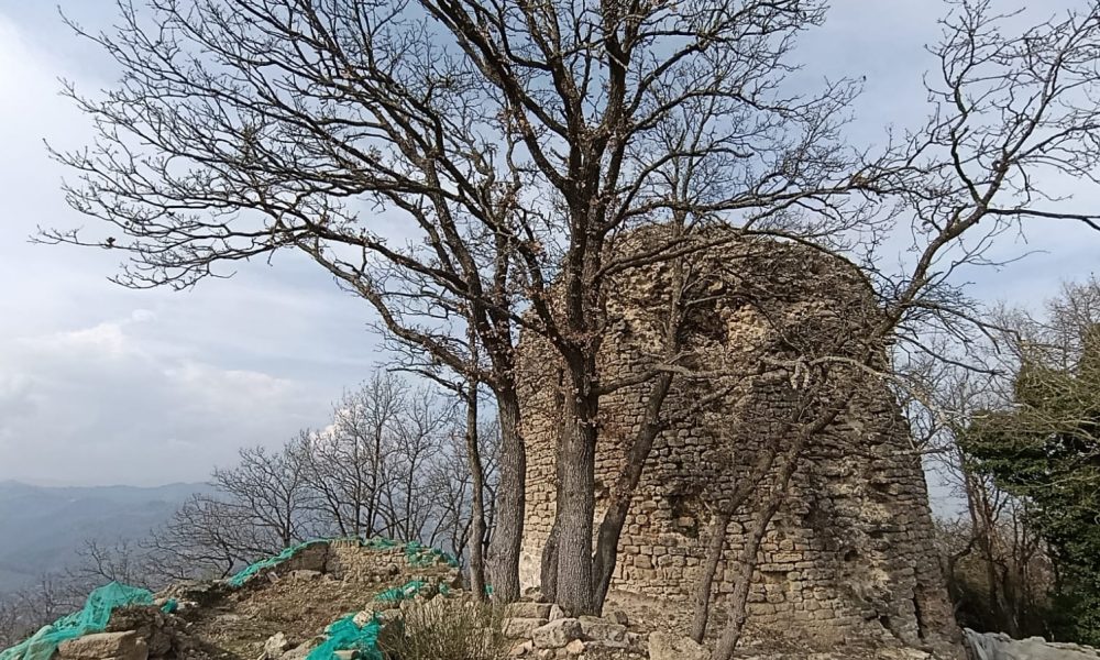 La Fortezza sulla Scogliera – L’Anello di Ceparano